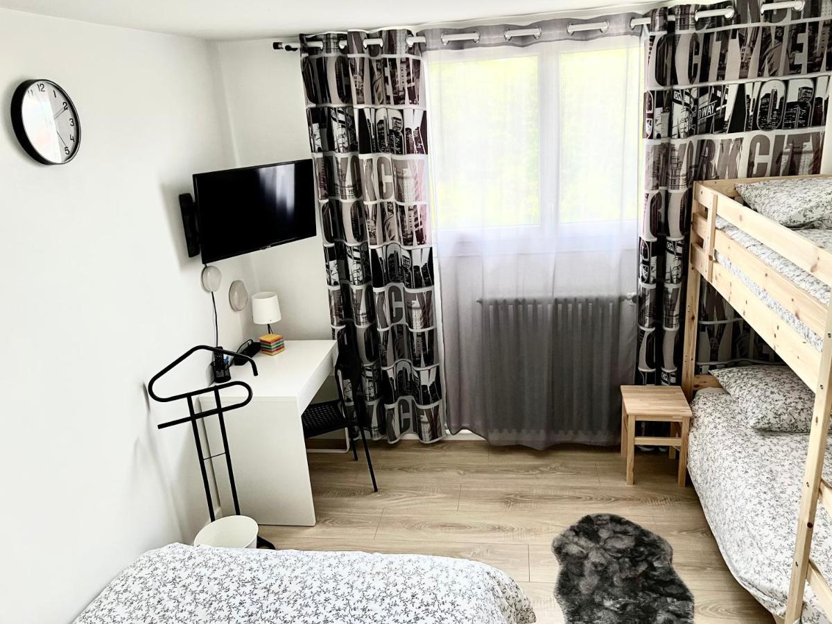 Logement Entier Proche Disneyland Montry Exterior foto